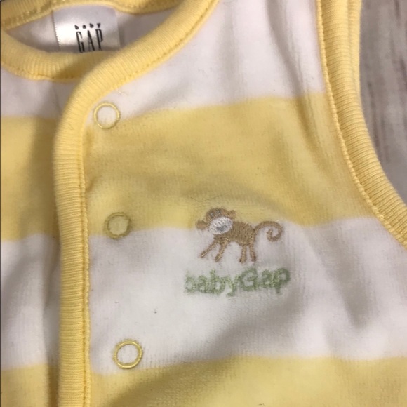 Baby Gap velour/ terry jumpsuit x box - Picture 4 of 5